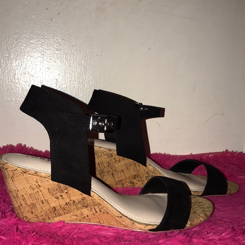 Torrid Mini Wedge Sandals - Picture 3 of 7